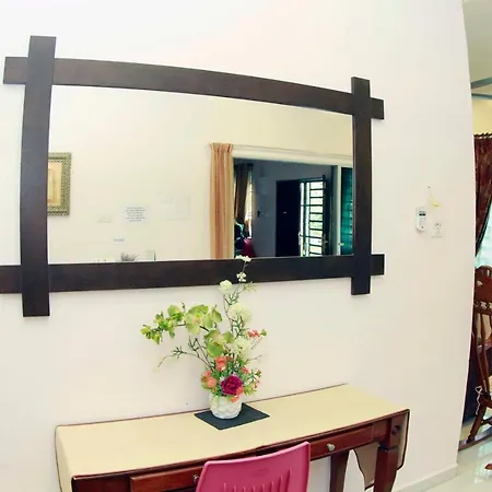 Twin Castle Homestay Kuala Pilah Exterior photo