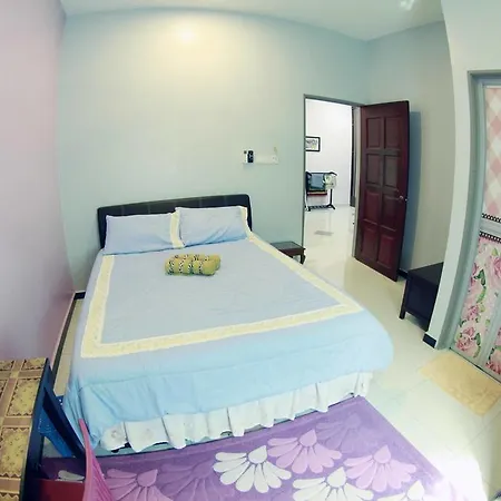 Twin Castle Homestay Kuala Pilah Exterior photo