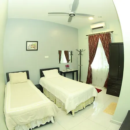 Twin Castle Homestay Kuala Pilah Exterior photo
