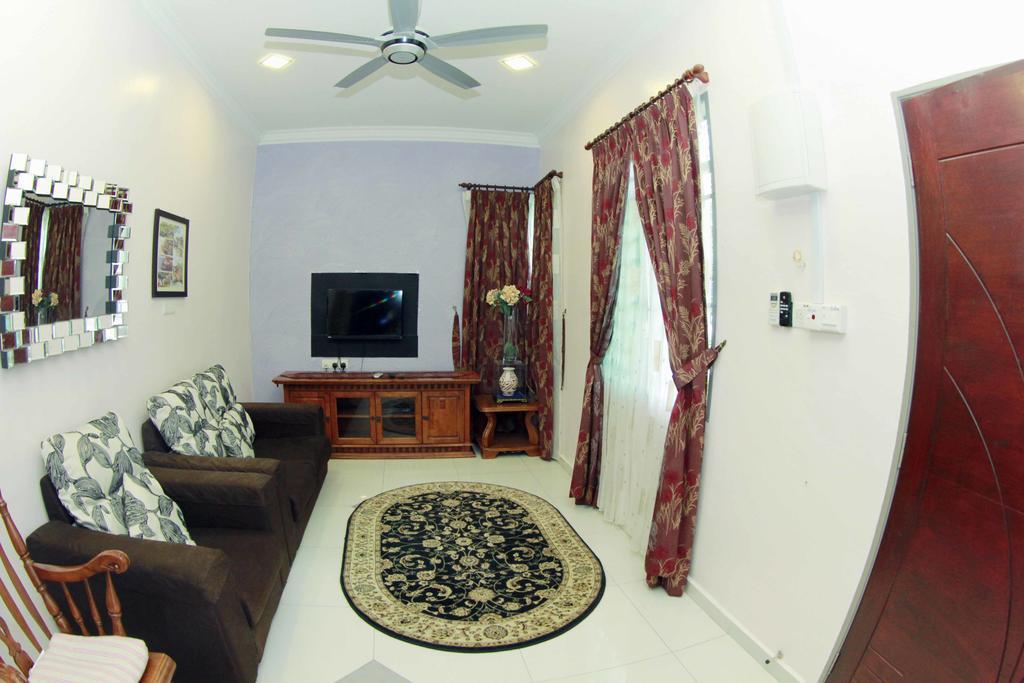 Homestay Twin Castle